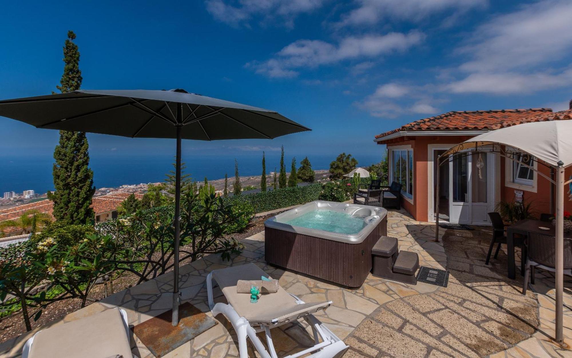 Villa Hibisco, Jacuzzi Y Vistas Al Atlantico Адехе Экстерьер фото